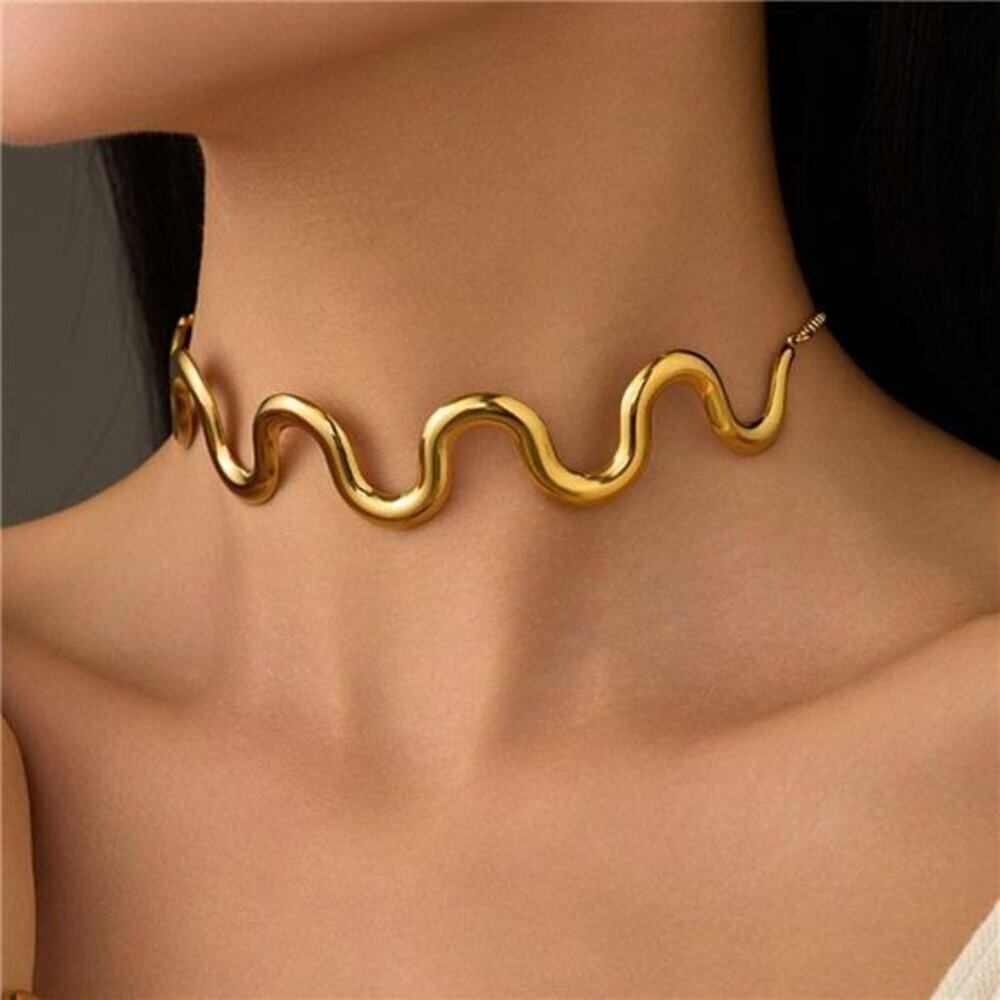 18K Gold-Plated Wave Necklace